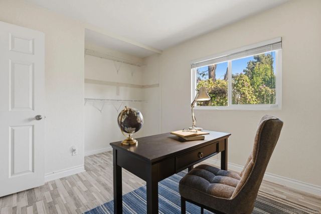 1998 Cambridge Ct, Vista, CA 92081