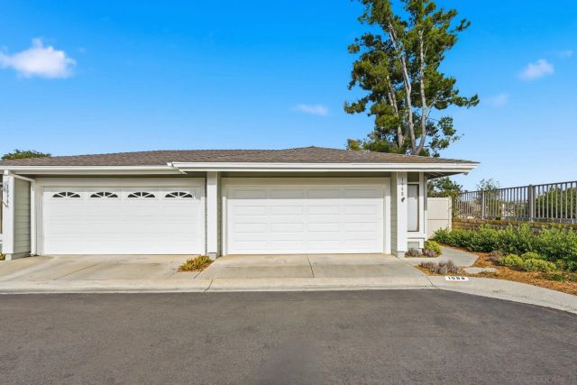 1998 Cambridge Ct, Vista, CA 92081