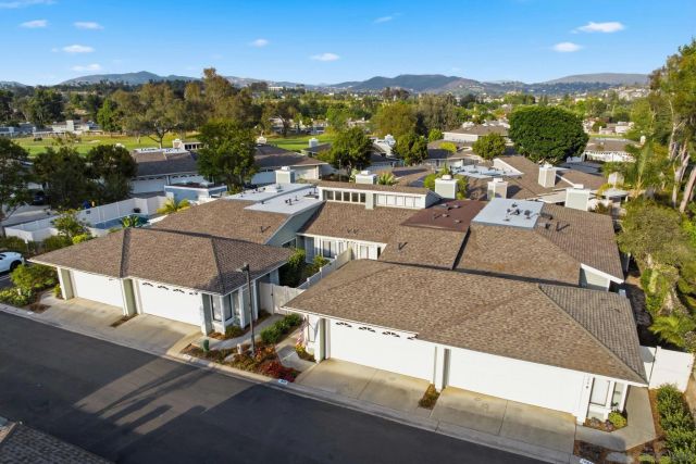 1998 Cambridge Ct, Vista, CA 92081