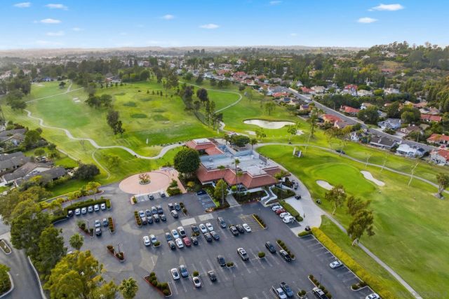 1998 Cambridge Ct, Vista, CA 92081