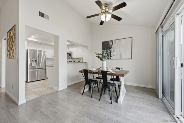 1998 Cambridge Ct, Vista, CA 92081