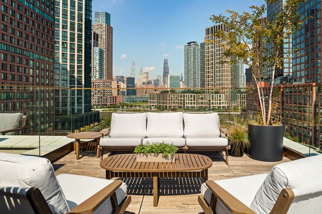 68 COMMERCIAL Street PENTHOUSE, New York City, NY 11222