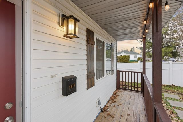 3919 N Washington St, Spokane, WA 99205