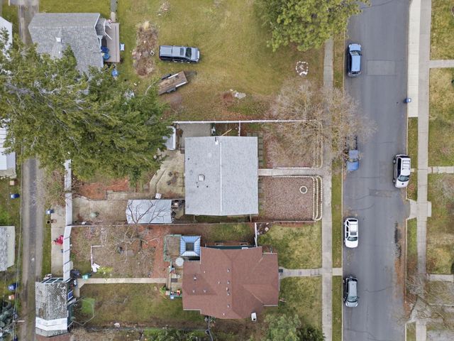 3919 N Washington St, Spokane, WA 99205