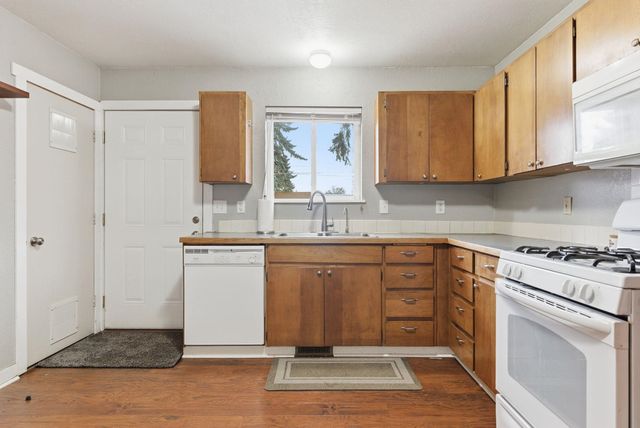 3919 N Washington St, Spokane, WA 99205