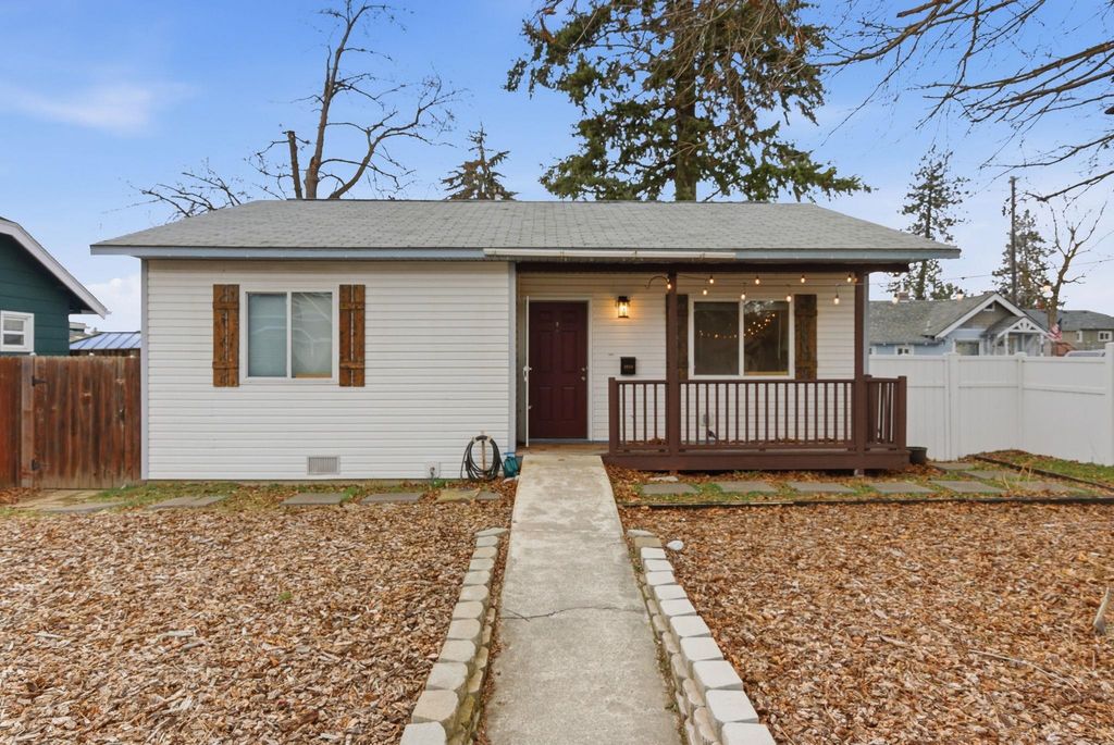 3919 N Washington St, Spokane, WA 99205