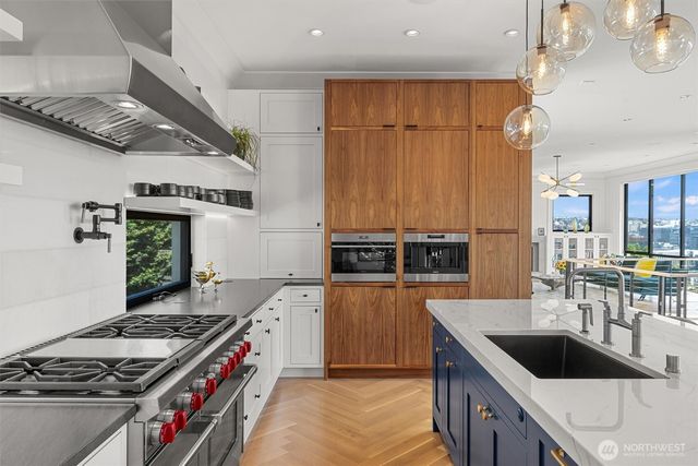 362 Ward Street, Seattle, WA 98109