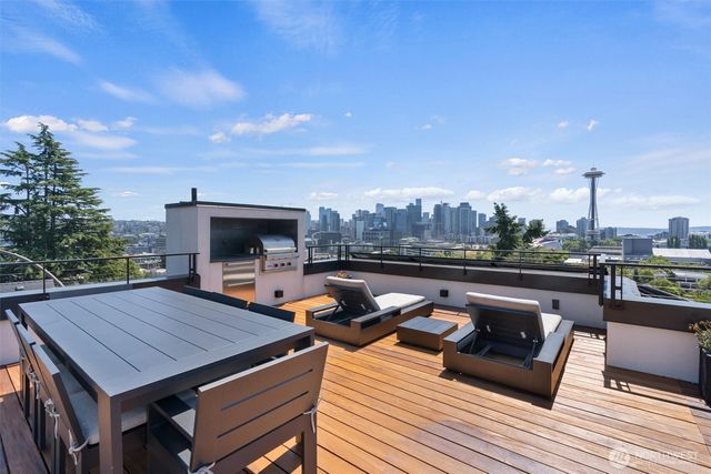 362 Ward Street, Seattle, WA 98109