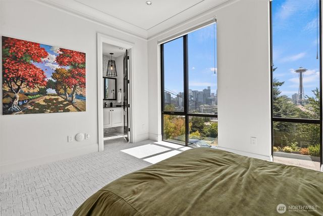 362 Ward Street, Seattle, WA 98109