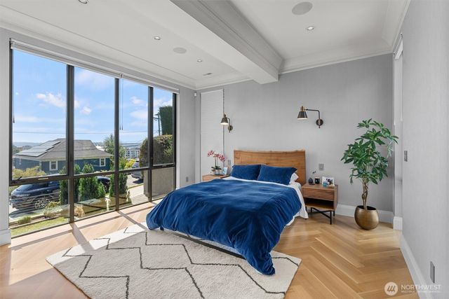 362 Ward Street, Seattle, WA 98109