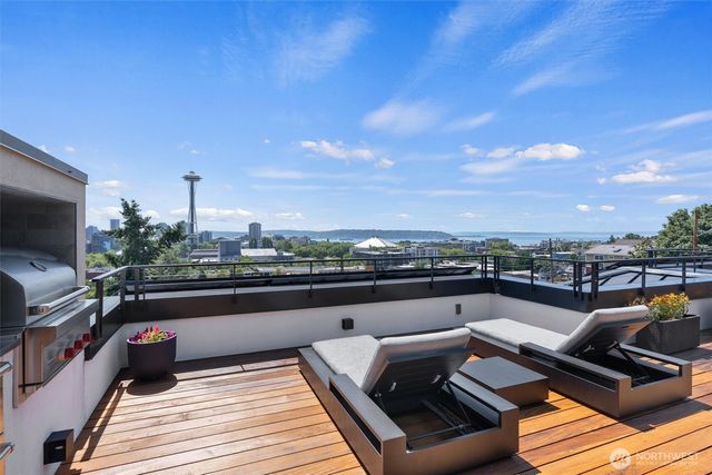 362 Ward Street, Seattle, WA 98109