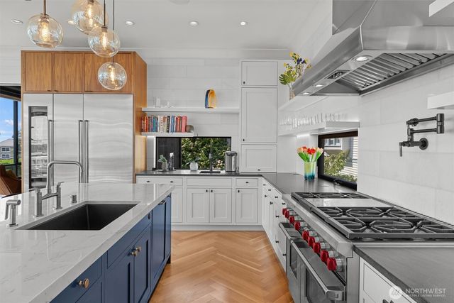 362 Ward Street, Seattle, WA 98109