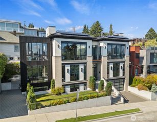 362 Ward Street, Seattle, WA 98109
