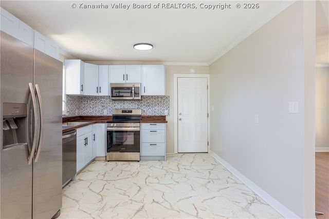 5216 Bethany Drive, Cross Lanes, WV 25313