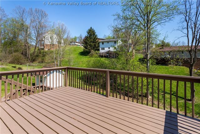 5216 Bethany Drive, Cross Lanes, WV 25313