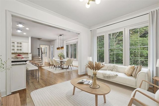 1070 Stonegrove Lane, Roswell, GA 30075