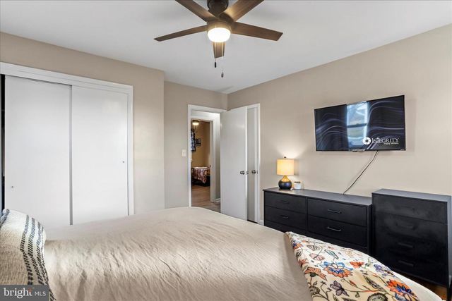 4402 SHATZER ST, Chambersburg, PA 17202