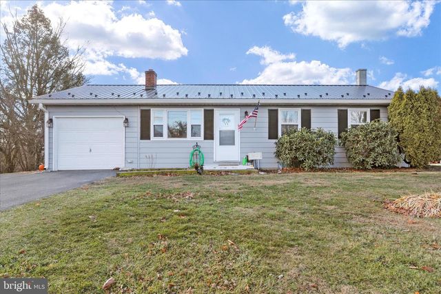 4402 SHATZER ST, Chambersburg, PA 17202