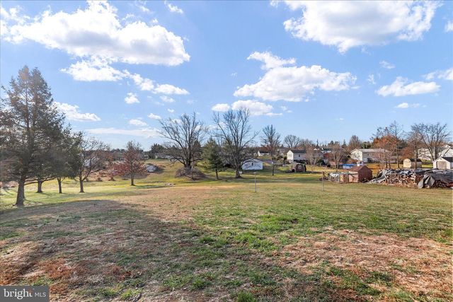 4402 SHATZER ST, Chambersburg, PA 17202