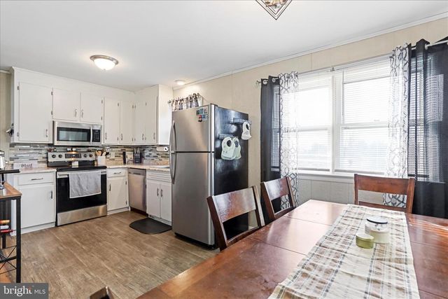 4402 SHATZER ST, Chambersburg, PA 17202