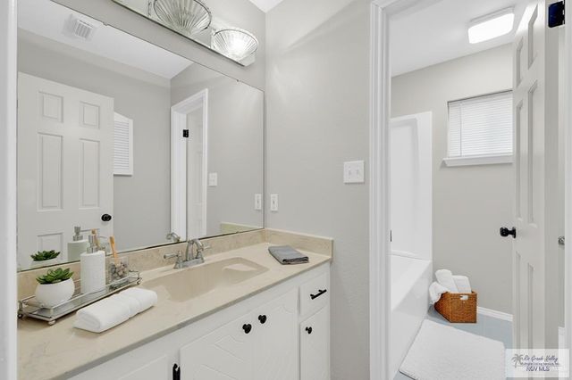 168 Meadow Brooke Lane, San Benito, TX 78586