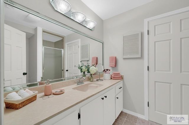 168 Meadow Brooke Lane, San Benito, TX 78586