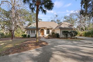 2 Chechessee Cir, Okatie, SC 29909