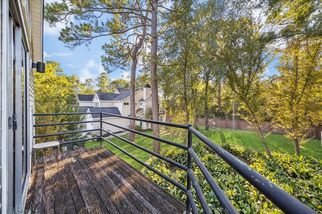 3317 Golden Trails Drive 802, Kingwood, TX 77345