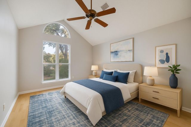 3317 Golden Trails Drive 802, Kingwood, TX 77345