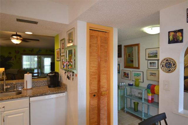 126 CARYL WAY, Oldsmar, FL 34677