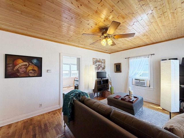 252 E SCOTT STREET, Fond Du Lac, WI 54935