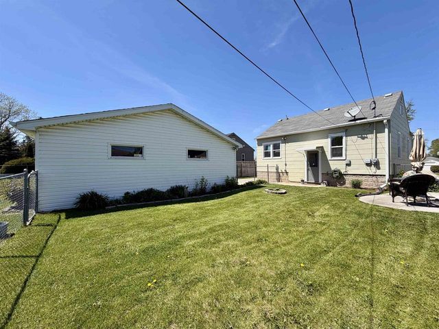 252 E SCOTT STREET, Fond Du Lac, WI 54935