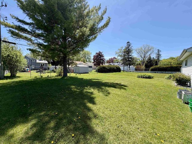 252 E SCOTT STREET, Fond Du Lac, WI 54935
