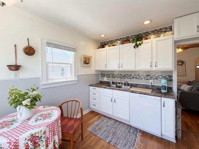 252 E SCOTT STREET, Fond Du Lac, WI 54935