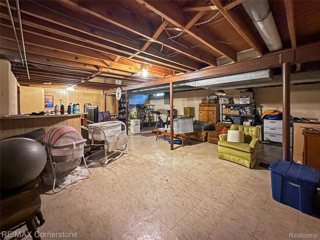 21 Edison Avenue, Ypsilanti Charter Township, MI 48197