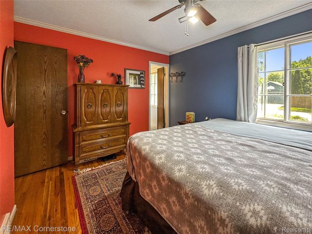21 Edison Avenue, Ypsilanti Charter Township, MI 48197