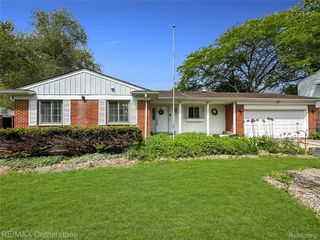 21 Edison Avenue, Ypsilanti Charter Township, MI 48197
