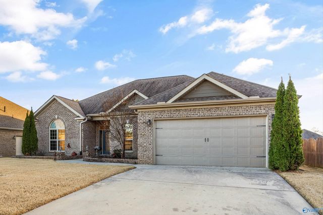 111 Canyon Drive, Madison, AL 35756