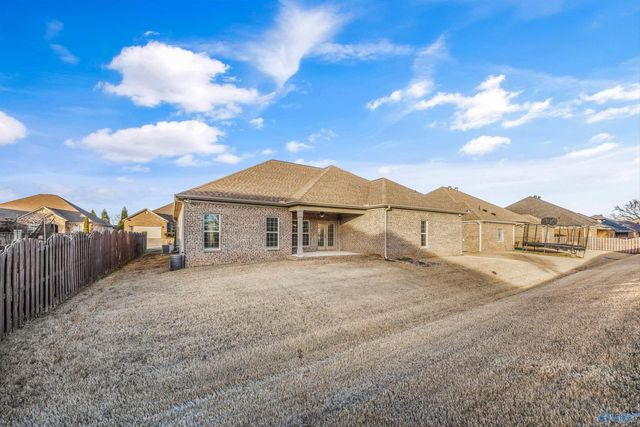 111 Canyon Drive, Madison, AL 35756