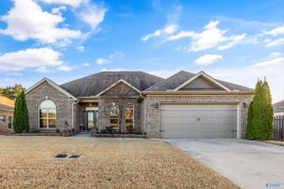 111 Canyon Drive, Madison, AL 35756