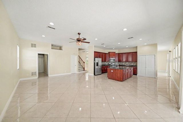 20009 OAKFLOWER AVENUE, Tampa, FL 33647
