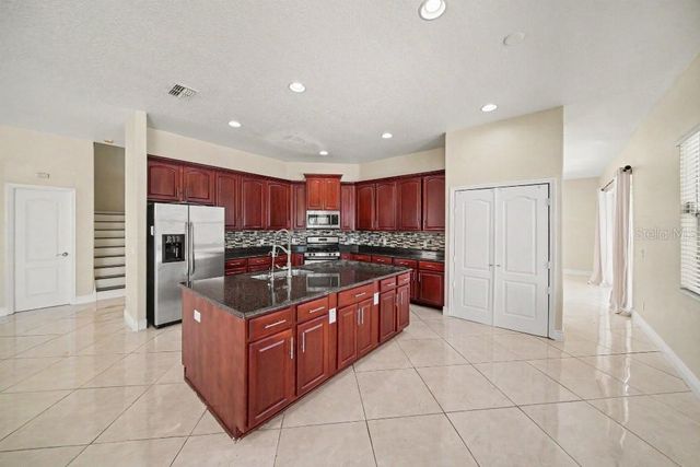 20009 OAKFLOWER AVENUE, Tampa, FL 33647