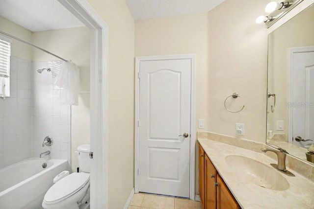20009 OAKFLOWER AVENUE, Tampa, FL 33647