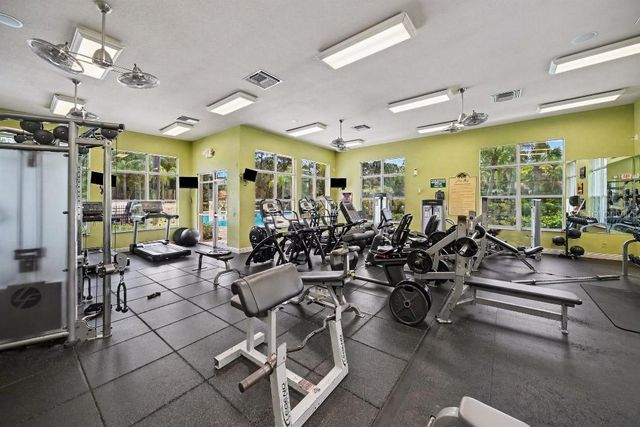 20009 OAKFLOWER AVENUE, Tampa, FL 33647