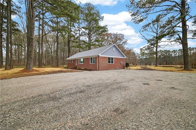 1153 Benefit RD, Chesapeake, VA 23322