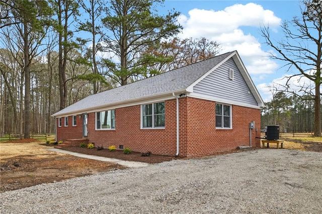 1153 Benefit RD, Chesapeake, VA 23322