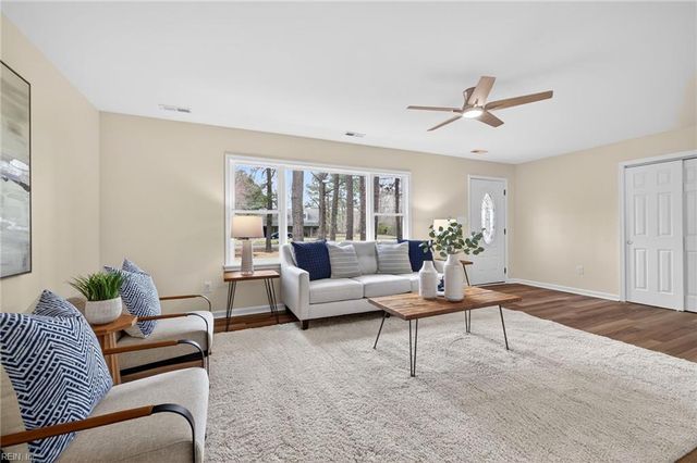 1153 Benefit RD, Chesapeake, VA 23322