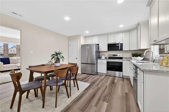 1153 Benefit RD, Chesapeake, VA 23322