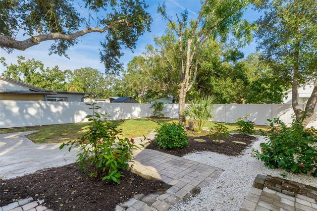 3011 6TH STREET, Sarasota, FL 34237