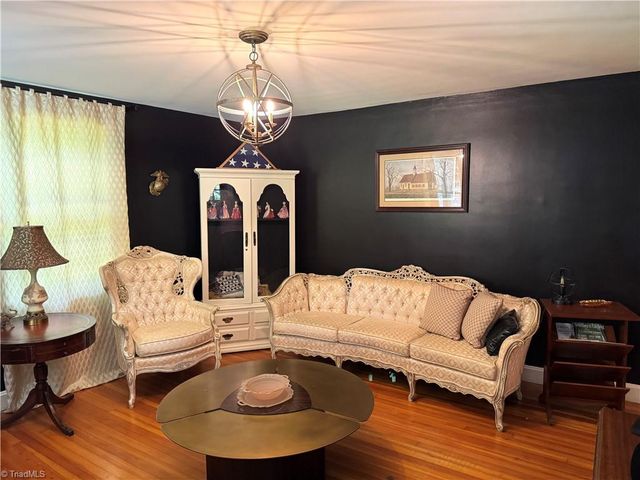 2381 Bethabara Road, Winston-salem, NC 27106